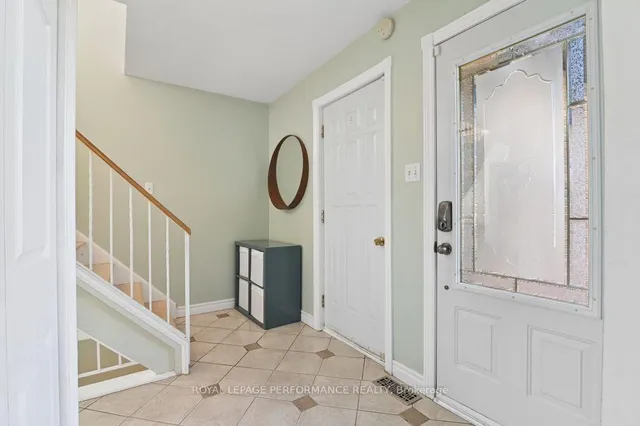 23 Liston Cres, Ottawa 5