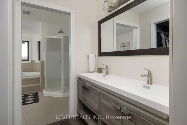 9343 Wellington 22 Rd, Erin 5