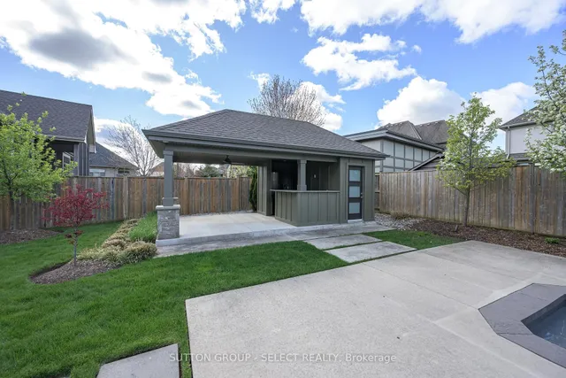 430 Bradwell Chse, London North 4