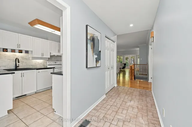 46 Grand Cedar Crt #51, Stittsville 5