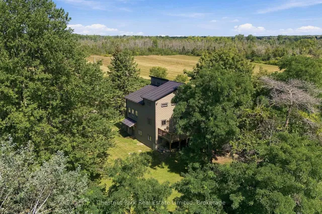 36 Gun Club Rd, Prince Edward County 2