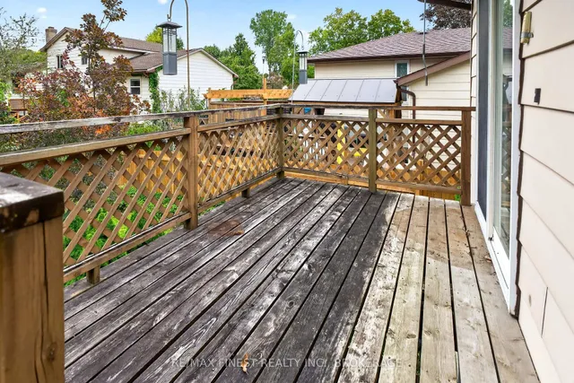 925 Kenshaw St, Kingston 5