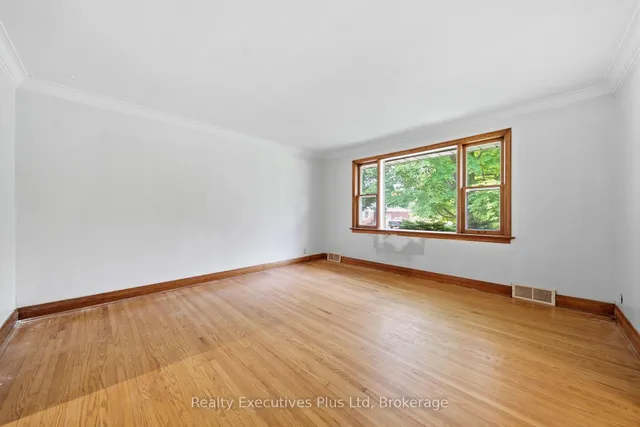 361 Metcalfe St, Guelph 5