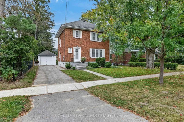 210 Aberdeen Ave, Peterborough 1