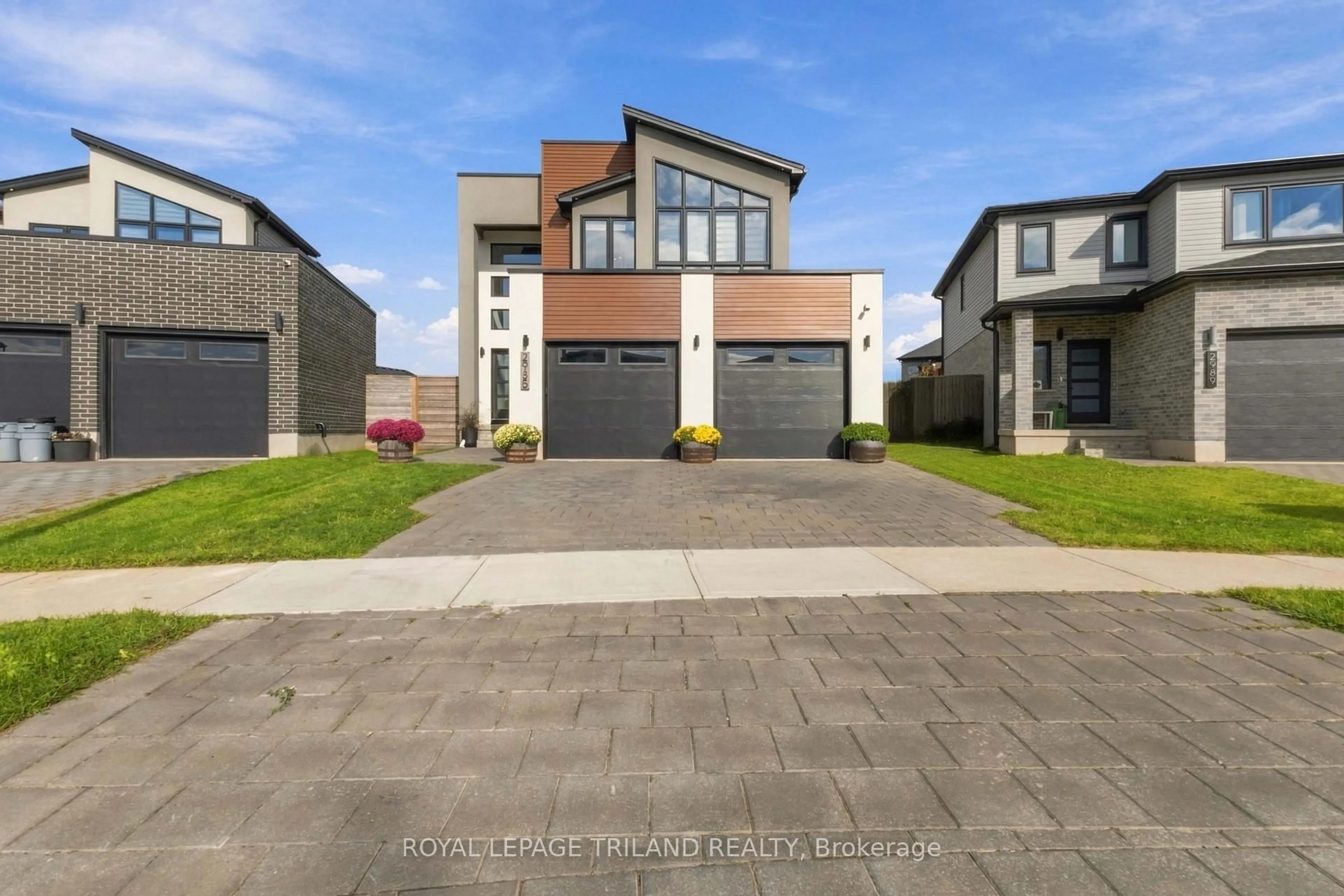 trreb/IMG-X13792008_f1f3aa77-4584-49bc-8845-7db39b525d36-l.jpg