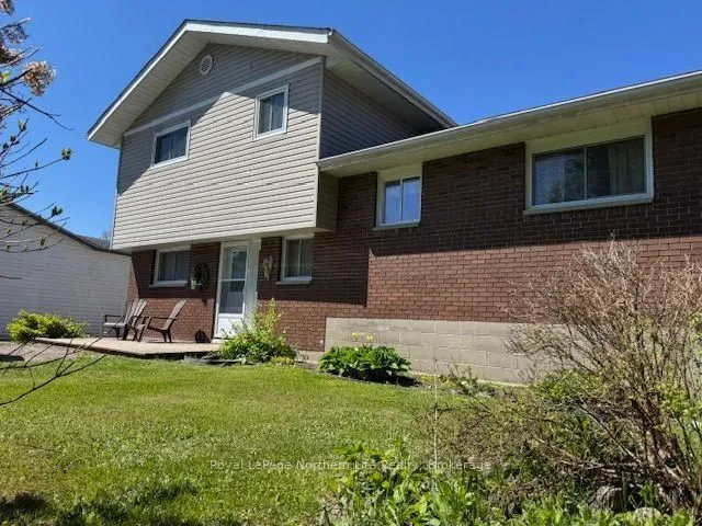 1054 Evansville Dr, West Nipissing 3