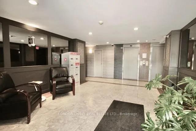 650 Cheapside St #501, London East 3