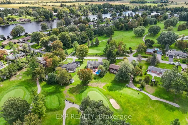1221 Fairway Dr, Manotick 5