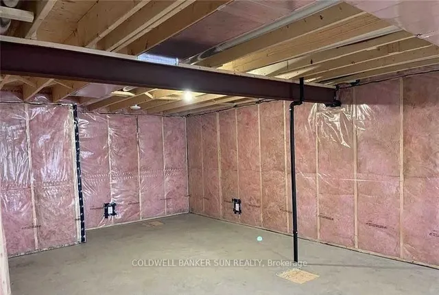 22 Athabaska Dr, Belleville 5
