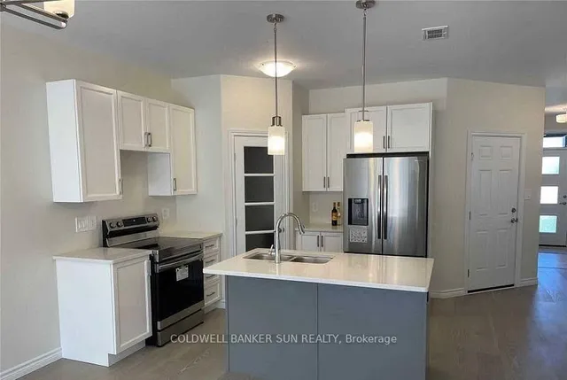 22 Athabaska Dr, Belleville 2