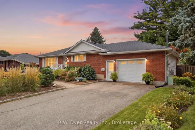 47 Kensington Ave, Brantford 5