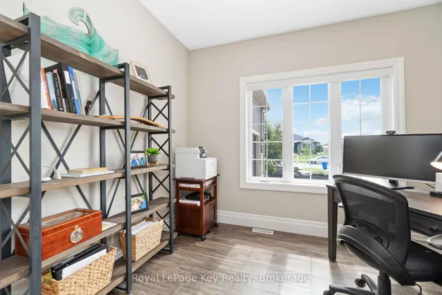 4043 Van Bree Dr, Plympton-Wyoming 4