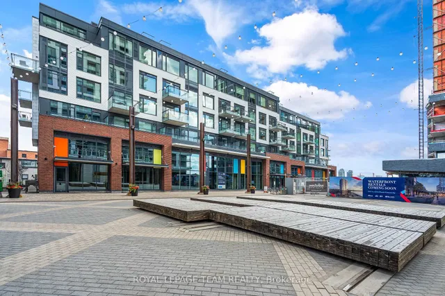 320 MIWATE Private #204, Ottawa 2