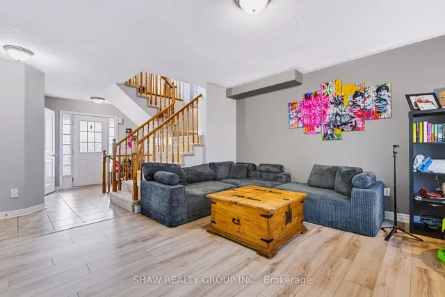 24 Fallingbrook Cres, Kawartha Lakes 4