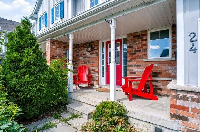 24 Fallingbrook Cres, Kawartha Lakes 3