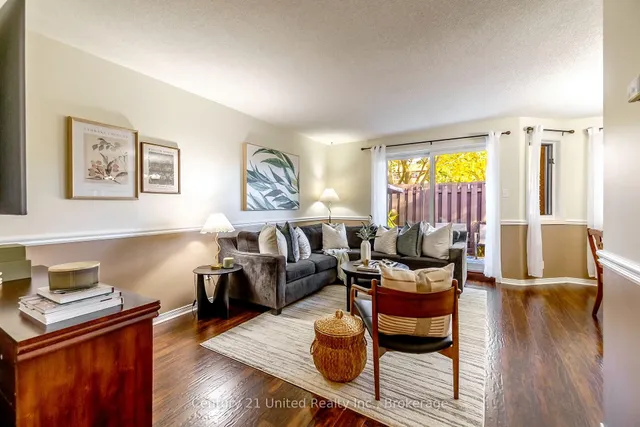 36 Champlain Cres #15, Peterborough 4