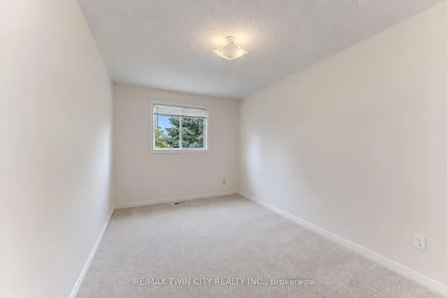 360 Cornridge Pl #4, Waterloo 5