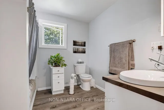 672 Highway 535, French River 3