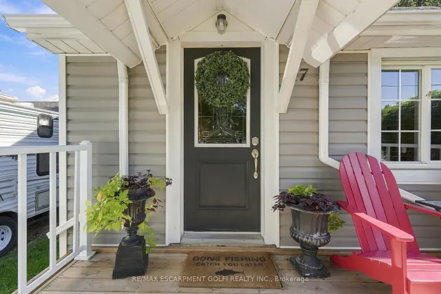 17 Foxglove Ave, St. Catharines 3