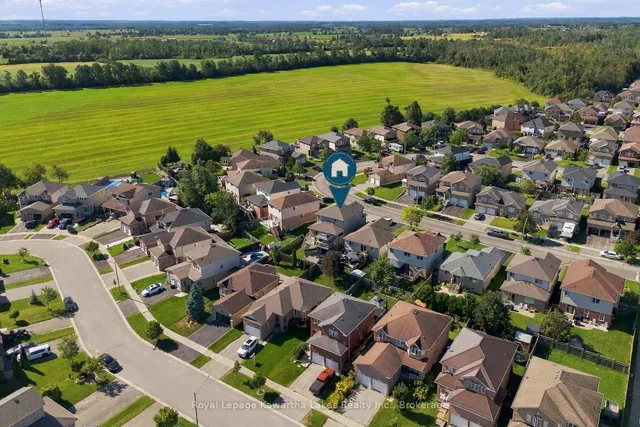 12 Lucas Cres, Kawartha Lakes 3