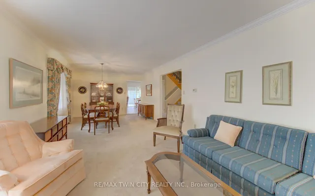298 Roxton Dr, Waterloo 2
