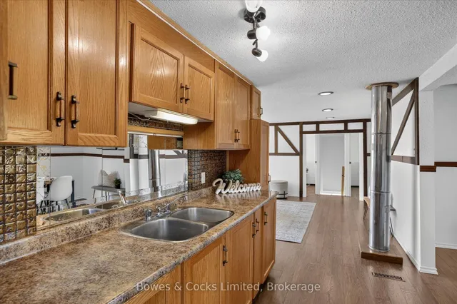 79 Oakdene Cres, Kawartha Lakes 4