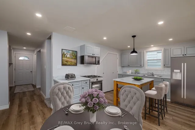 1131 3rd Ave, Owen Sound 5