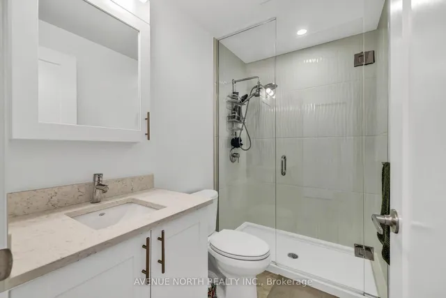 805 Carling Ave #2001, Ottawa 4