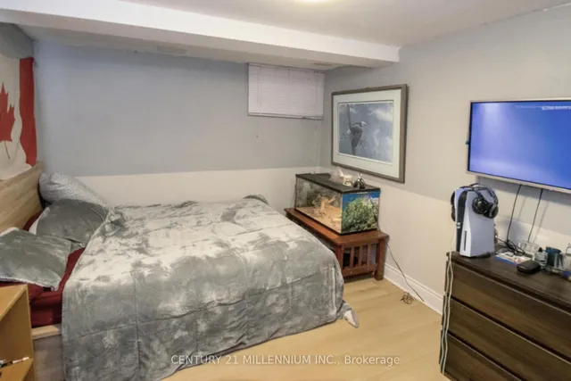 3 College Park Dr, Welland 5