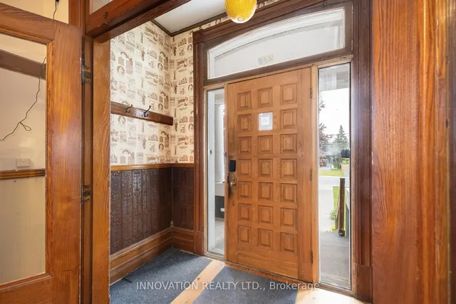 4550 Ste-Catherine St, The Nation 5