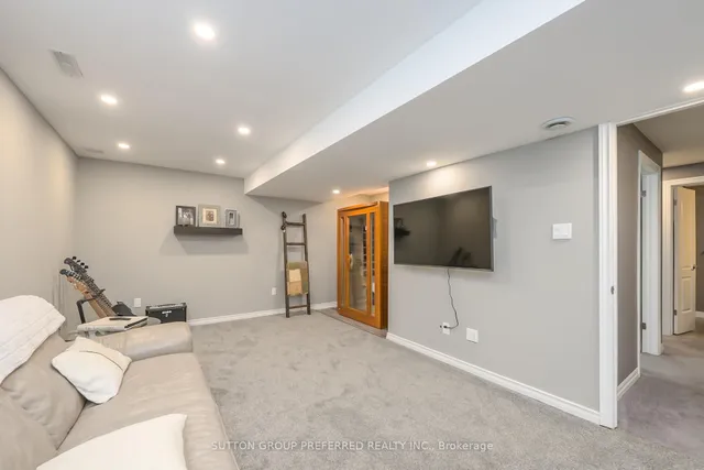 21 Caverhill Cres, Middlesex Centre 4