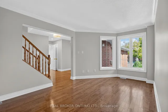 56 Bannock Cres, Ottawa 5