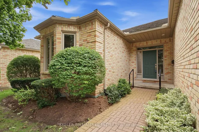 1040 Riverside Dr #61, London North 3