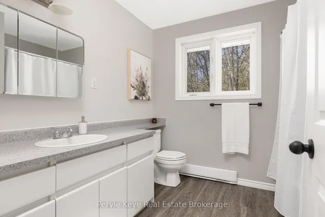 1042 Hillside Cres, Lake of Bays 5