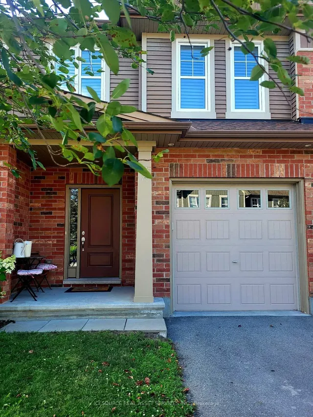 308 Fergus Cres, Ottawa 2