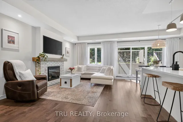1032 Beryl Private #B, Ottawa 4