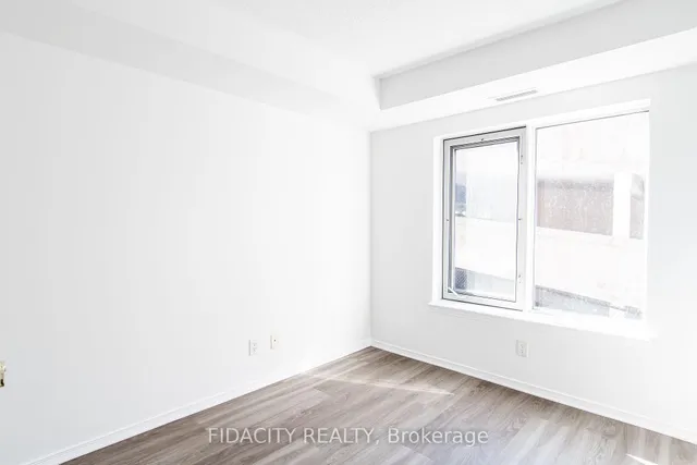 310 Central Park Dr #2A, Ottawa 4