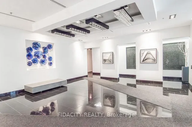 101 Richmond Rd #320, Ottawa 5