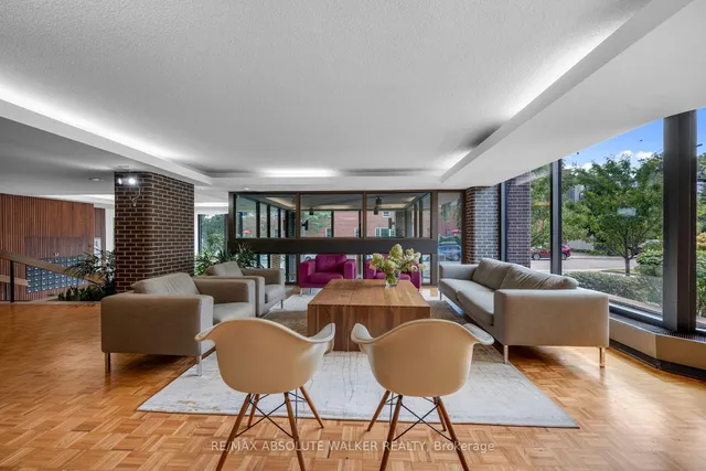 300 Queen Elizabeth Dr #9B, Ottawa 2