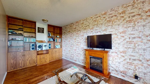 7418 Road 164, North Perth 4