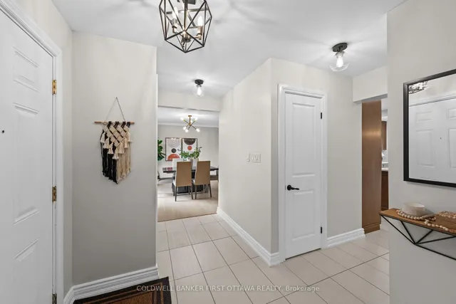 1365 Baden Ave, Ottawa 5