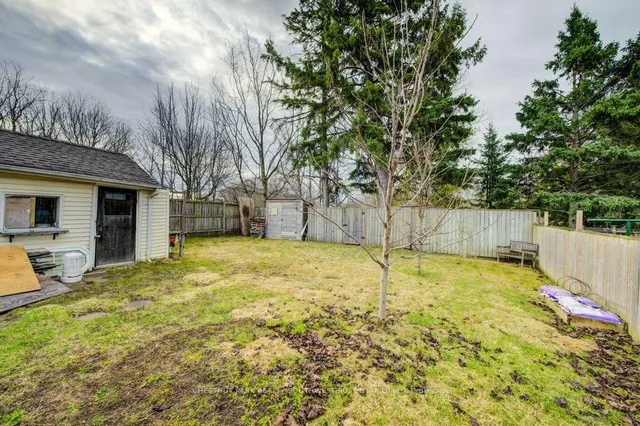 135 Stirling Ave, Kitchener 4