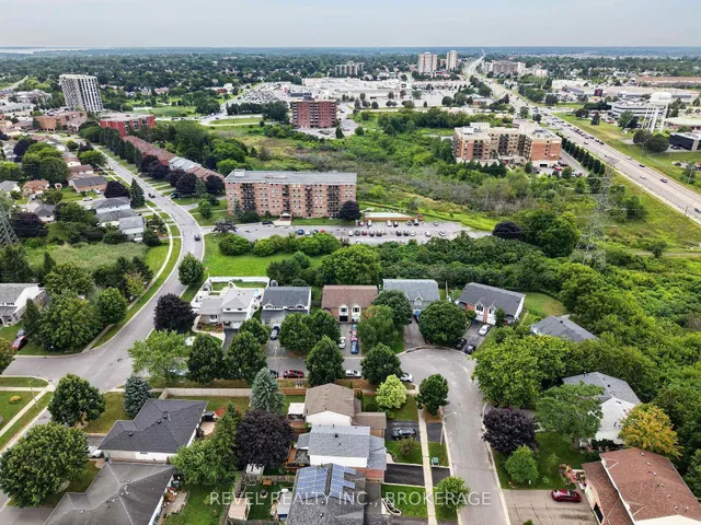 986 Killarney Cres, Kingston 5