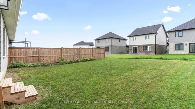 144 EMPIRE Pkwy, St. Thomas 4