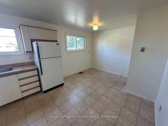 402 James St, Thunder Bay 5