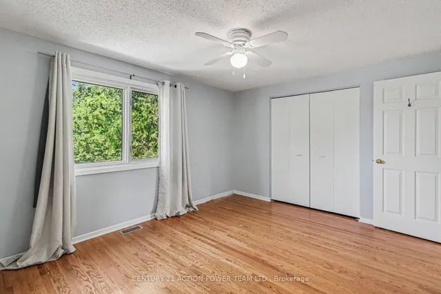 303 Hoylake Cres, Ottawa 5