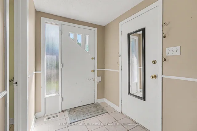 303 Hoylake Cres, Ottawa 3