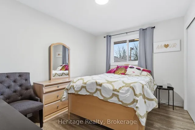 27 Blenheim Dr, Hamilton 4