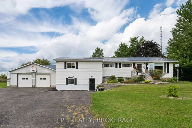 6087 County Road 2 Rd, Bissett Creek 2