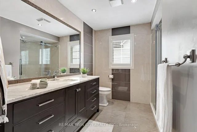27 Autumn Ridge Tr, Kitchener 5